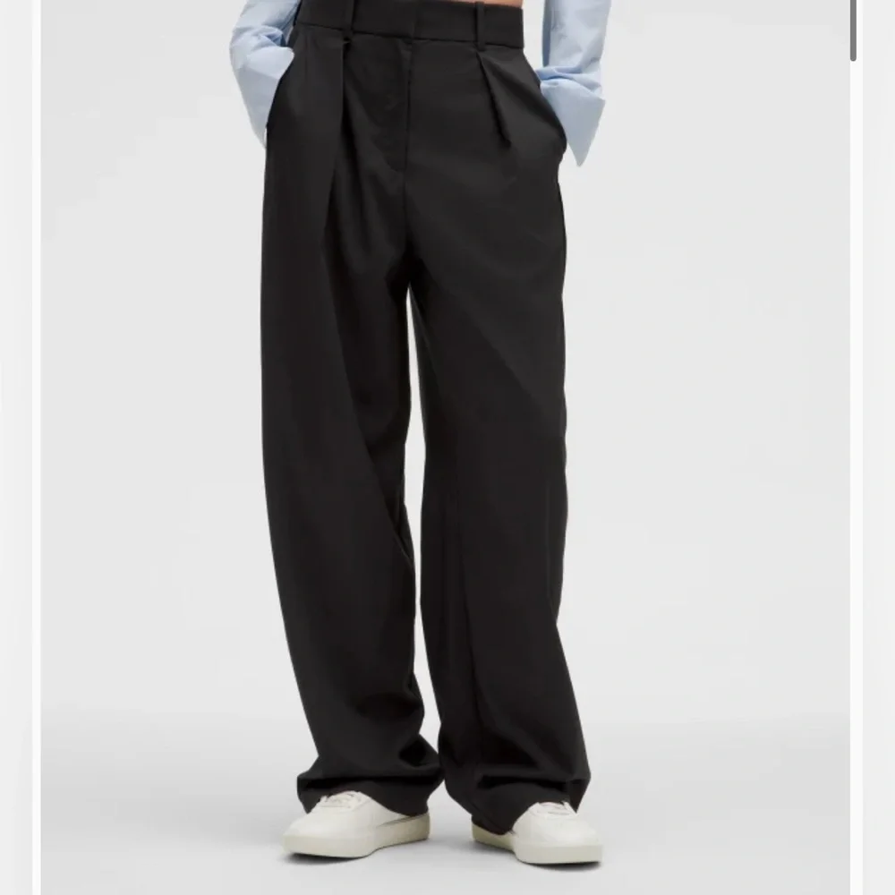 Lululemon Pleat High Rise Wide Leg Trouser pants